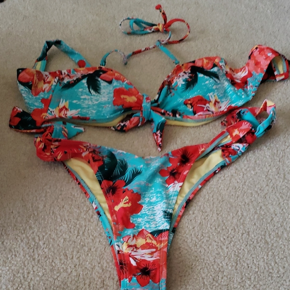 Floral Bikini Set in Red and Blue